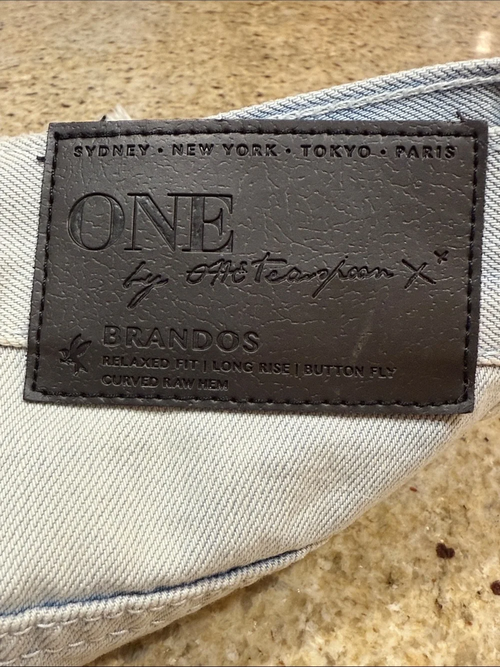 One X Oneteaspoon relaxed Fit ~Long RiseButton Fly ~Curved Raw Hem ~Color Brando